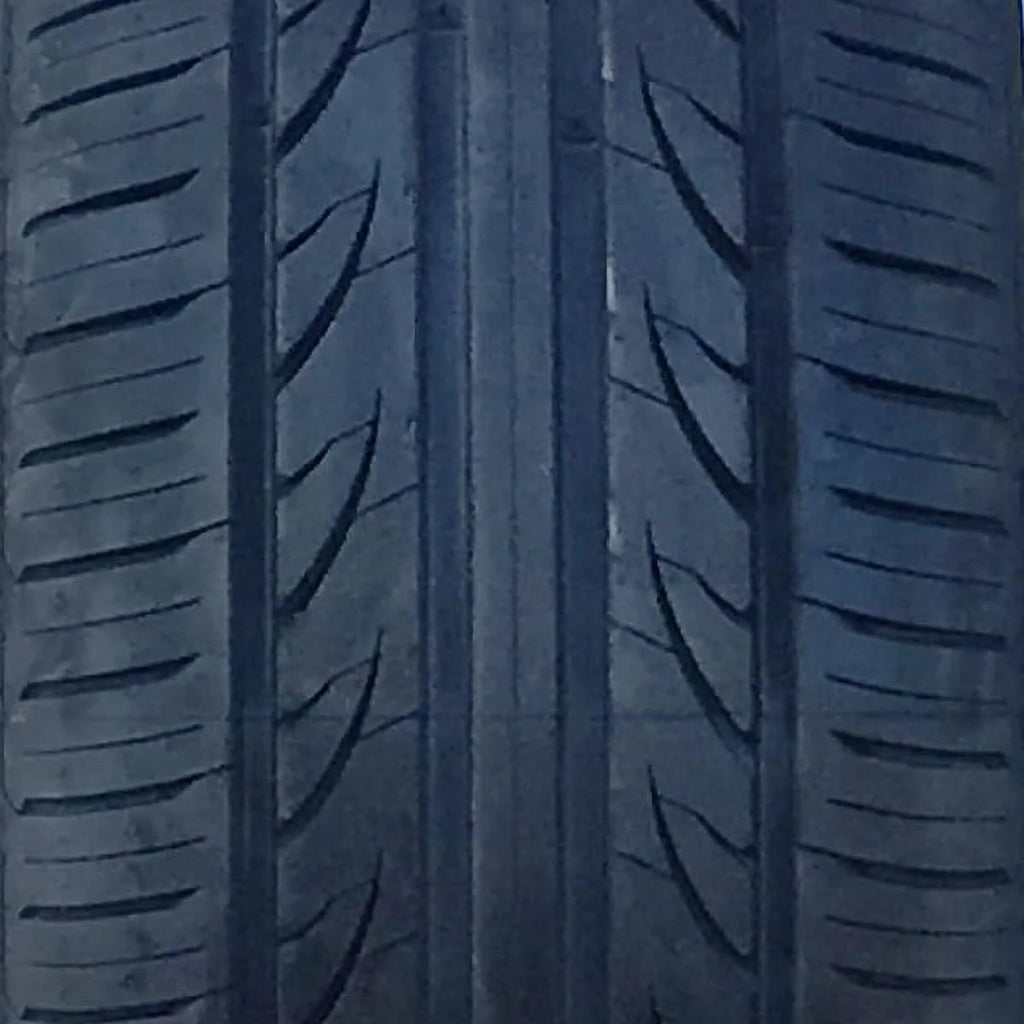 Set of 4 225/45ZR17 94W XL All Season Ultra High Performance Tires O730942