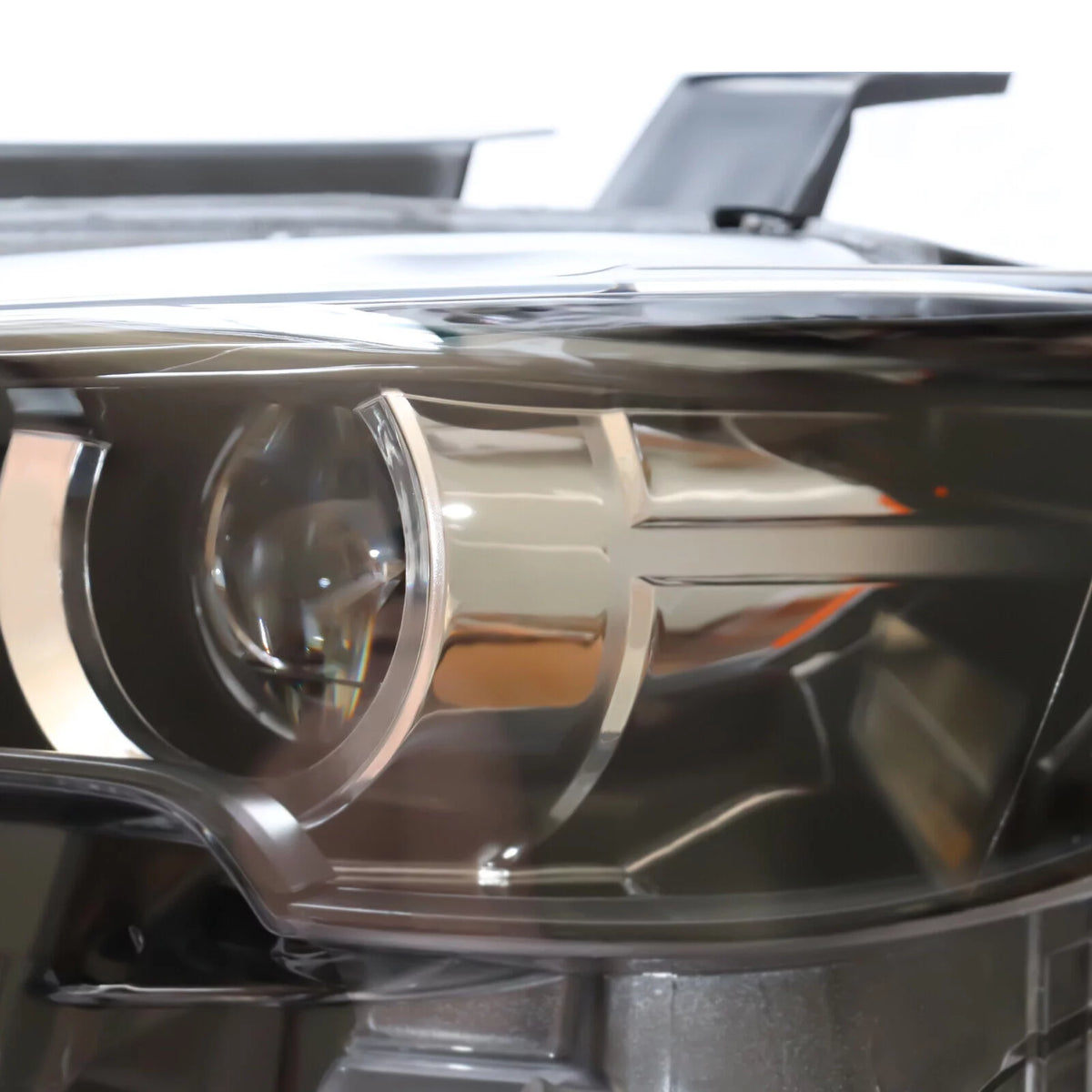 LED Halogen Headlight Set 2Pcs Left Right Side J66535