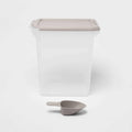 Pet Food Storage Tub with Built-in Scoop S16816
