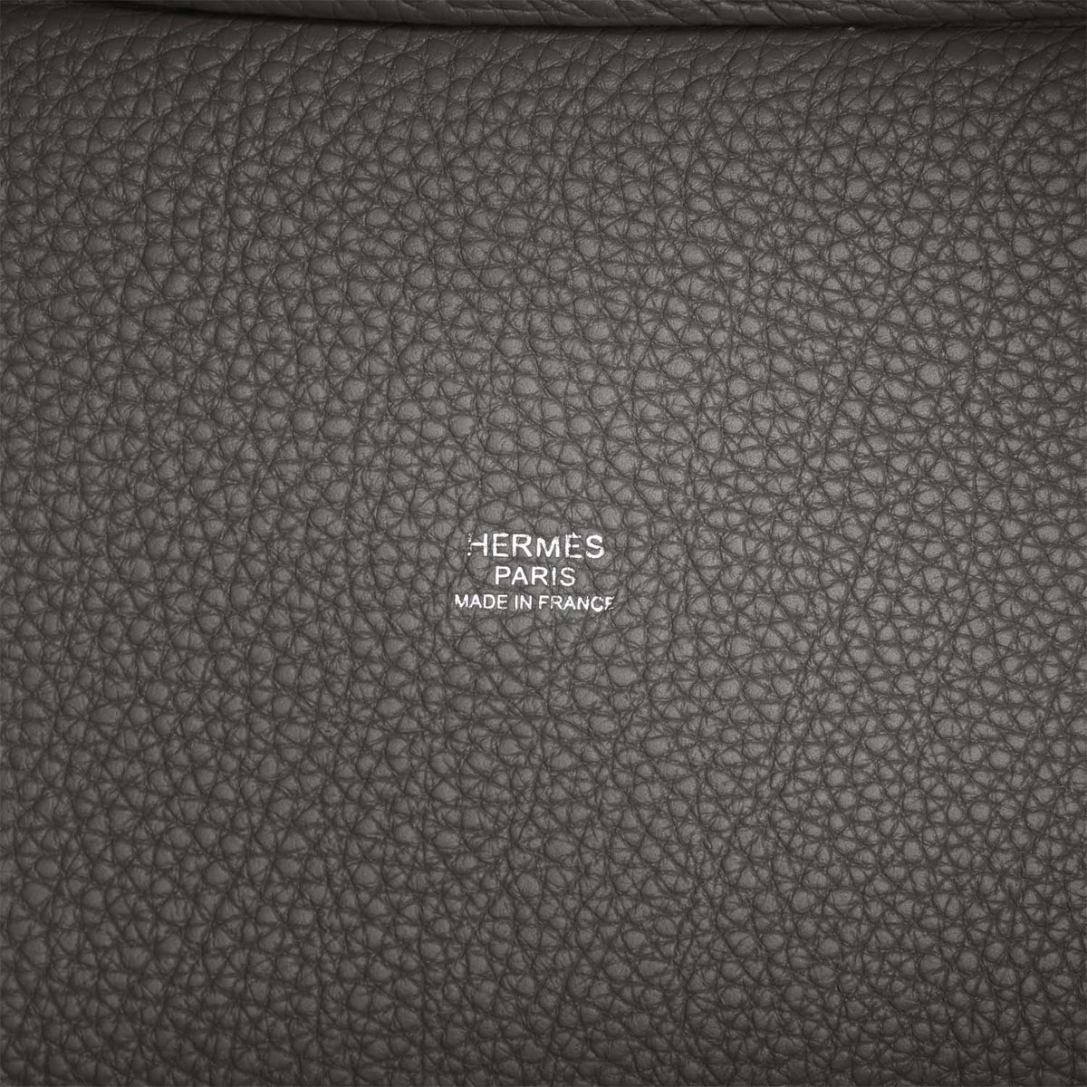 18 Clemence Leather Handbag P184