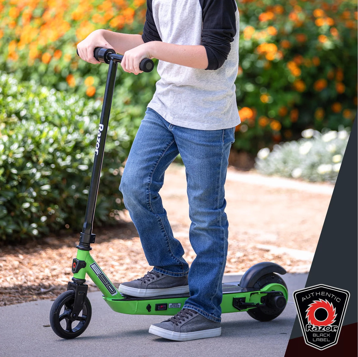 Green Scooter D85847