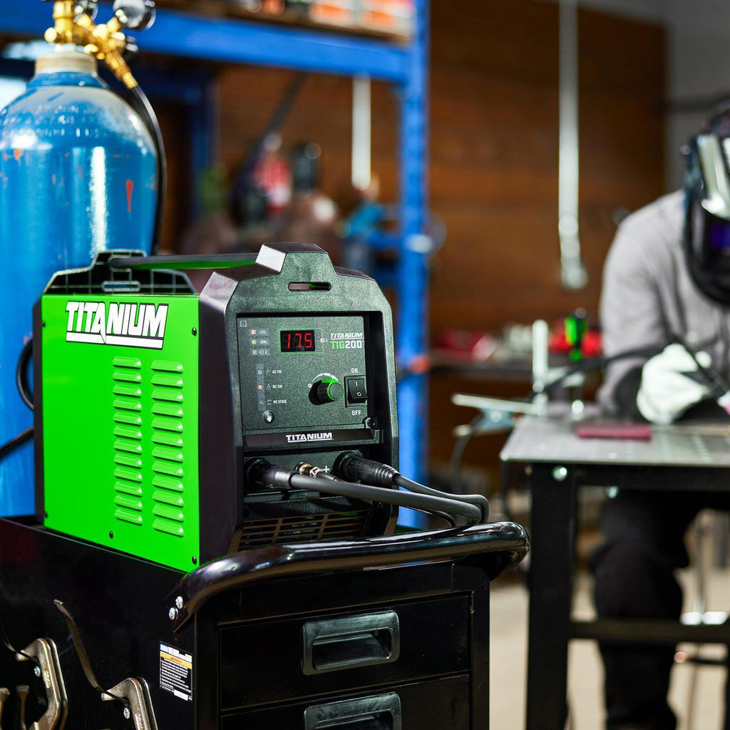 200 AC/DC TIG Welder with 120/240V Input B53672