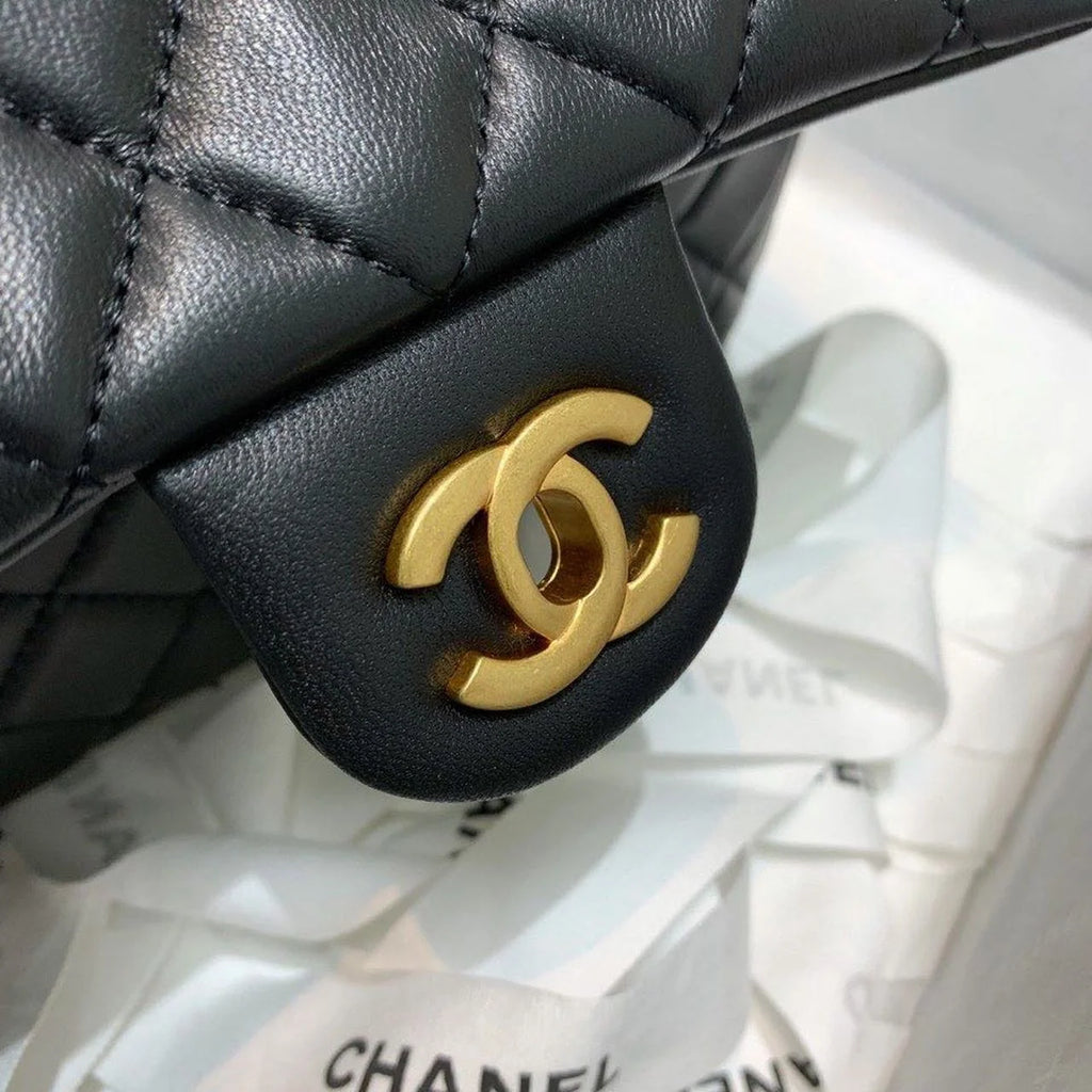 Black Flap Bag B77423