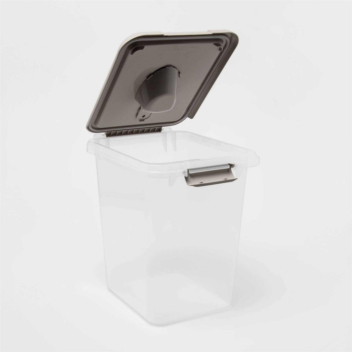 Pet Food Storage Tub with Built-in Scoop S16816