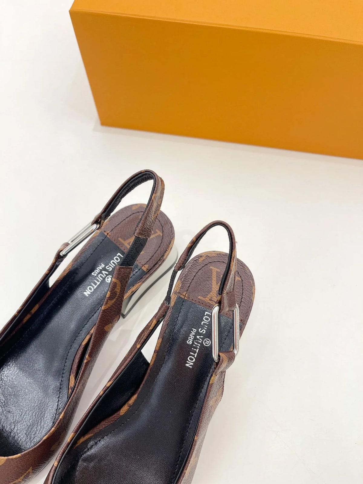 Brown Magnetic Slingback Pump L7658