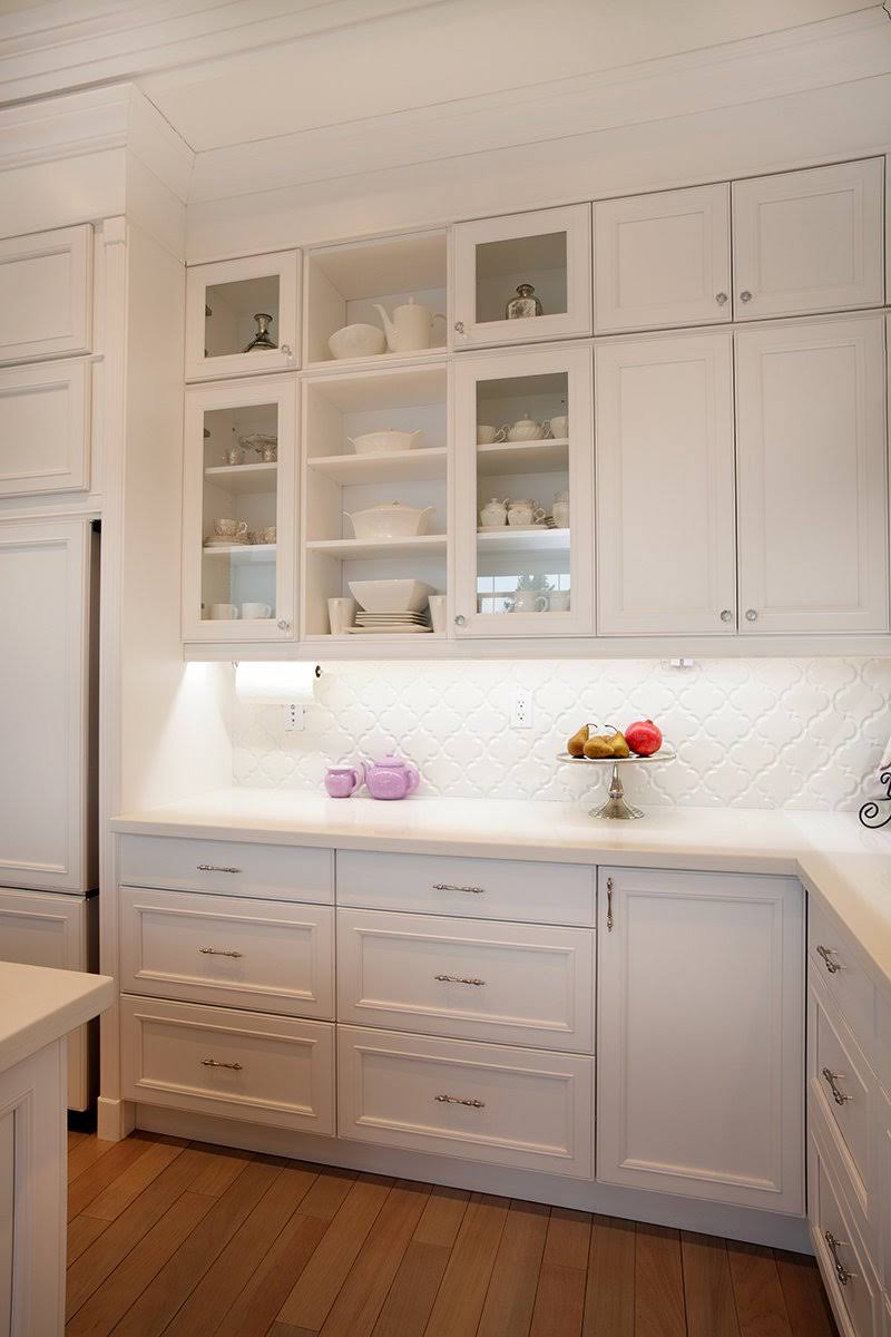 Brushed Aluminum LED Under Cabinet A180422