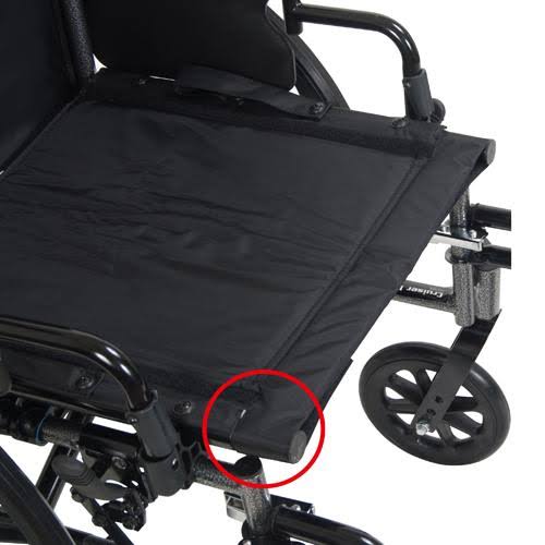 Light Weight Wheelchair with Flip Back Removable Arms, Swing away Footrests F992