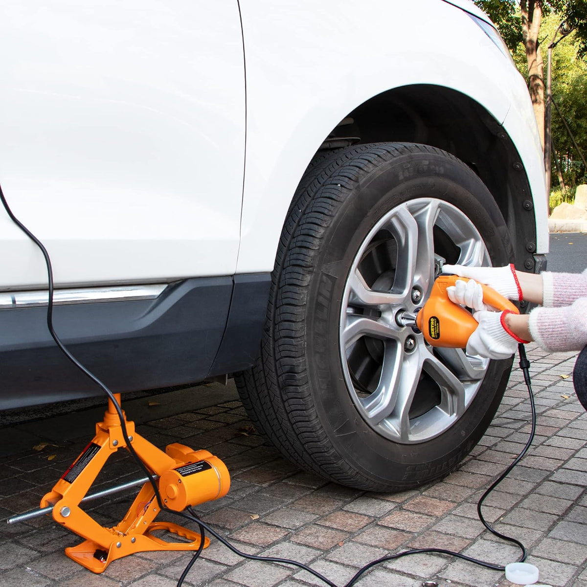 3 Ton Electric Car Jack with Electric Wrench and Inflator Pump Q44393