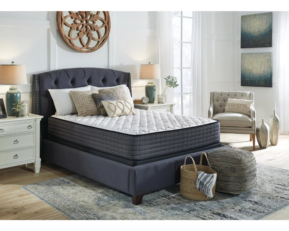 King White Firm Mattress T832685