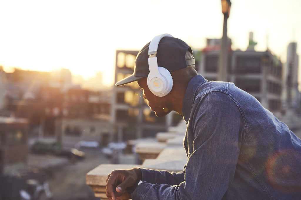 Wireless Noise Cancelling Headphones Matte Black W8331