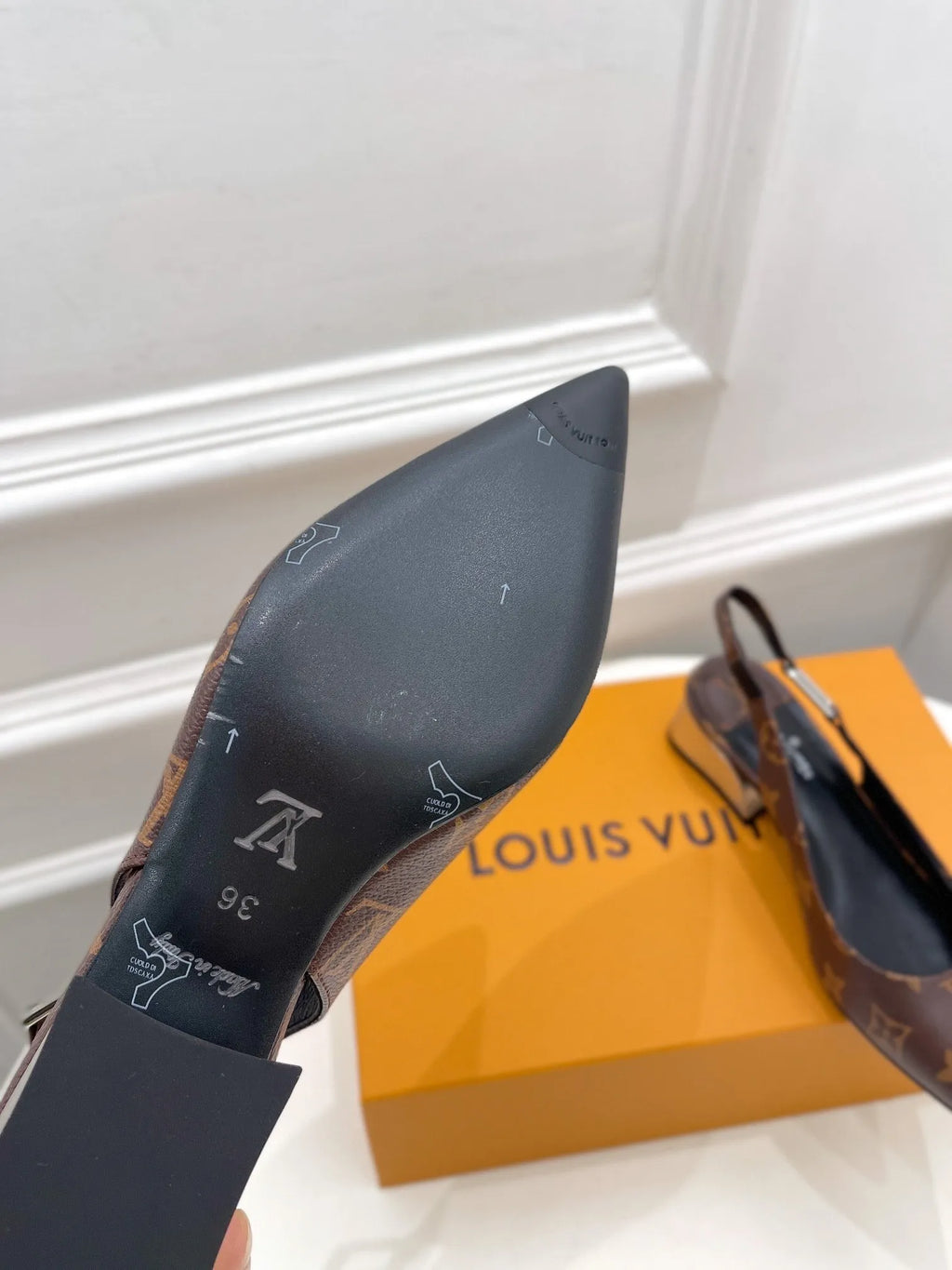 Brown Magnetic Slingback Pump L7658