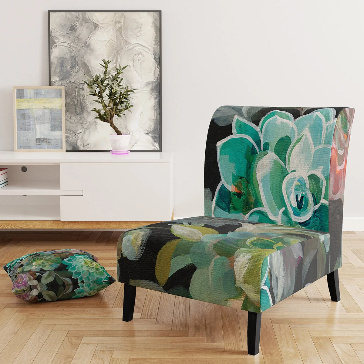 Upholstered Traditional Accent Chair L933158